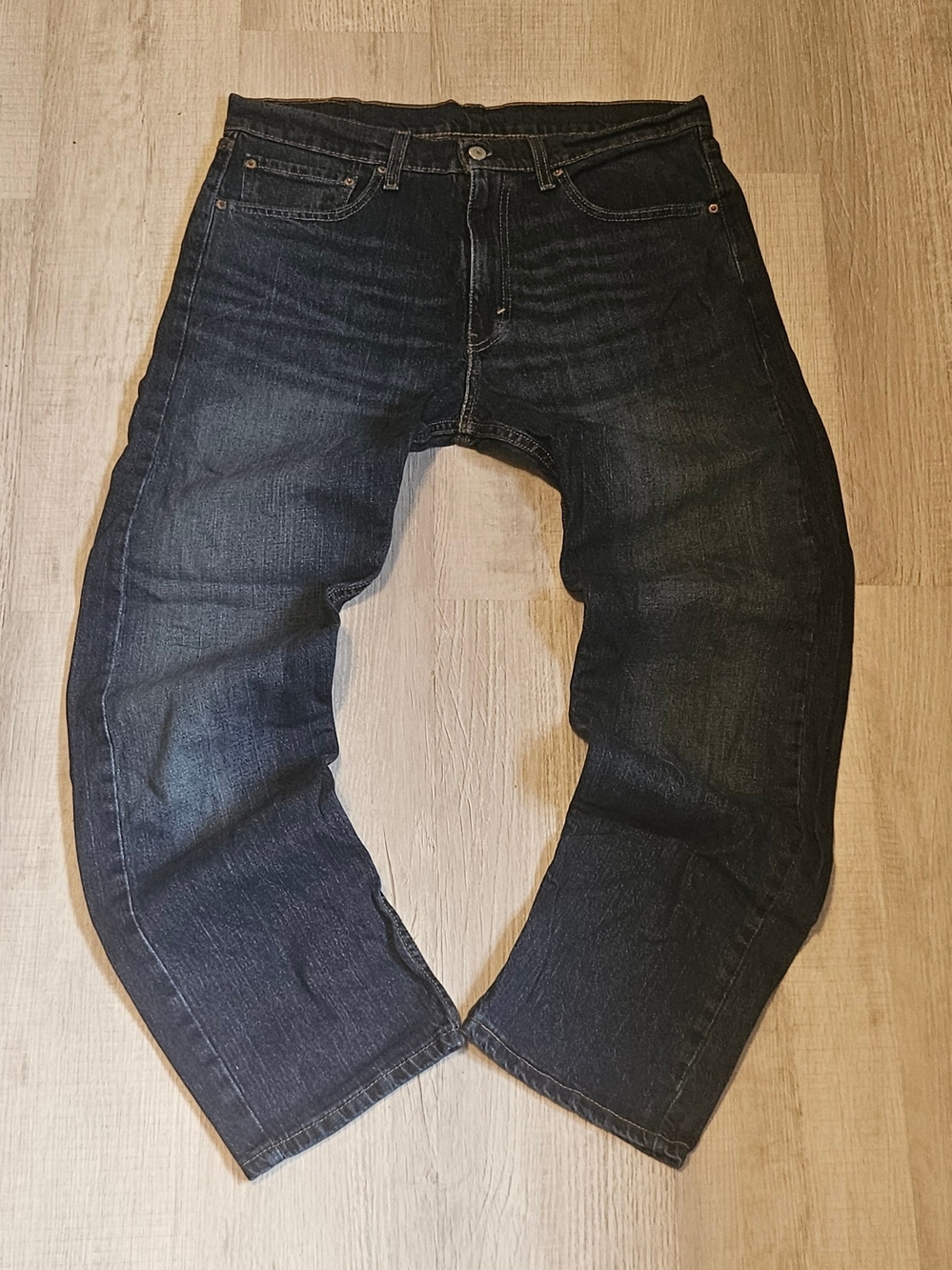 Levi’s 505 Men’s Regular Fit Dark Wash Jeans 34x30